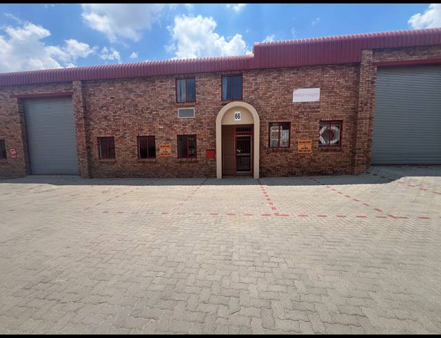 278M² WAREHOUSE TO LET IN KYA SANDS